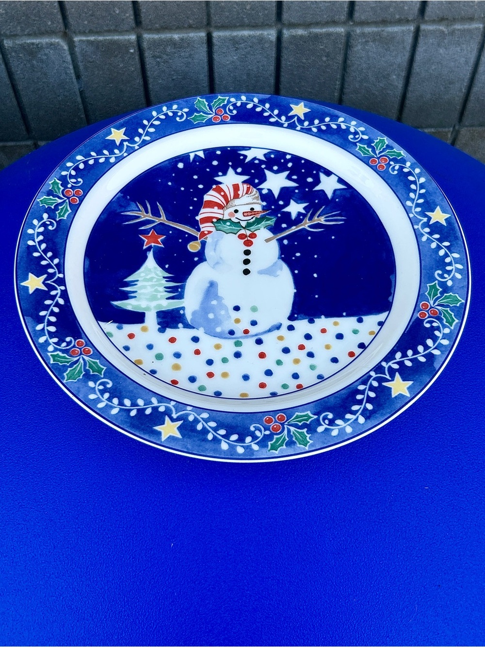 Vintage Discontinued NORITAKE EPOCH Mr. Snowman Illustrated Dinner Plate